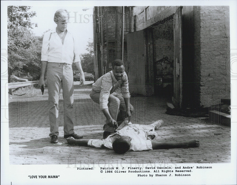 1986 Press Photo Actors Patrick M.J. Finerty, David Daniels And Andre Robinson - Historic Images