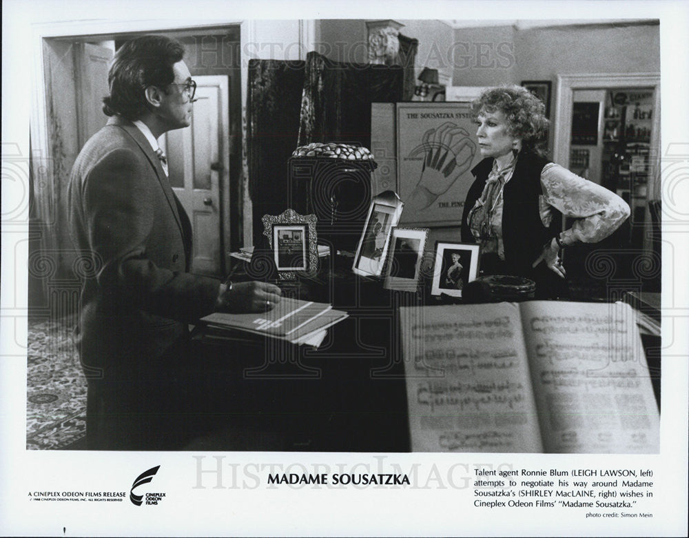 1988 Press Photo Actors Leigh Lawson And Shirley MacLaine In &quot;Madame Sousatzka&quot; - Historic Images