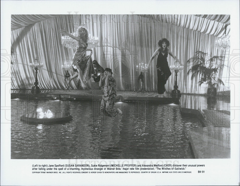 1987 Press Photo Actors Susan Sarandon Michelle Pfeiffer Cher The Witches Of - Historic Images