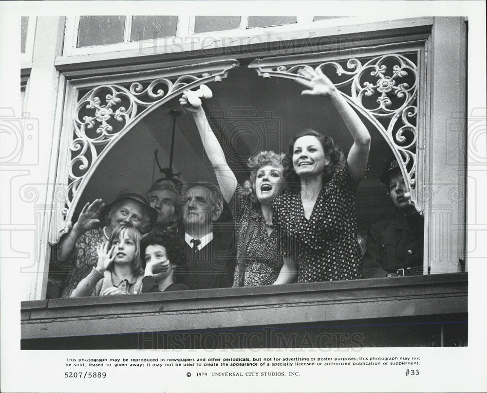 1979 Press Photo Wendy Morgan and Lisa Eichhorn star in "Yanks" - Historic Images