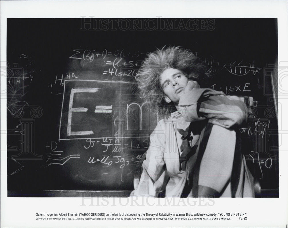 1989 Press Photo Yahoo Serious in &quot;Young  Einstein&quot; - Historic Images