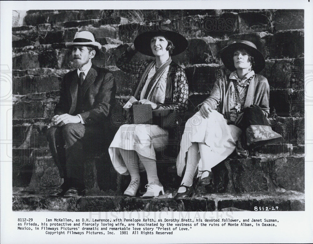 1981 Press Photo Ian McKellen Penelope Keith &amp; Janet Suzman  in &quot;Priest of Love&quot; - Historic Images