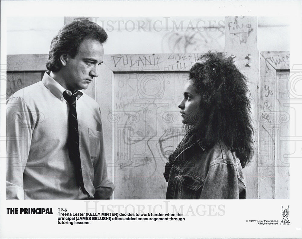 1987 Press Photo Kelly Minter &amp; James Belushi star in &quot;The Principal&quot; - Historic Images