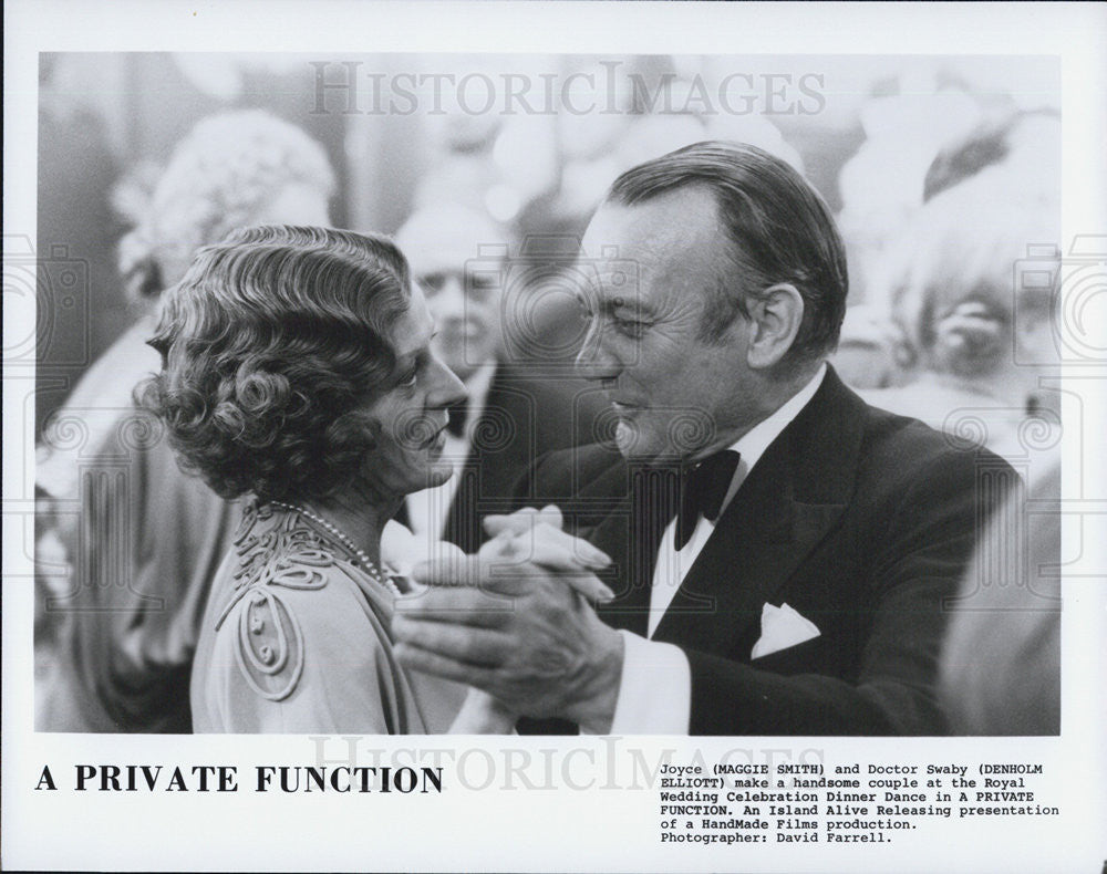 Press Photo Maggie Smith And Denholm Eliott Star In A &quot;Private Function&quot; - Historic Images