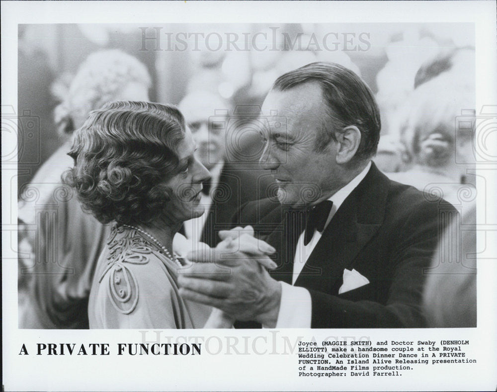 Press Photo Maggie Smith And Denholm Eliott Star In A &quot;Private Function&quot; - Historic Images