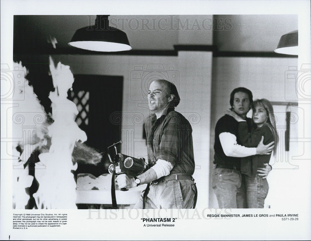 1988 Press Photo Actors Reggie Bannister, James Le Gros And Paula Irvine - Historic Images