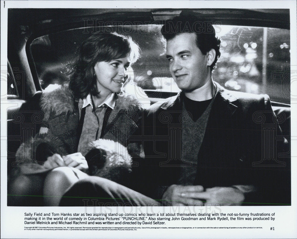 Press Photo of Actress Sally Field and  Tom Hanks, stars in "Punchline". - Historic Images