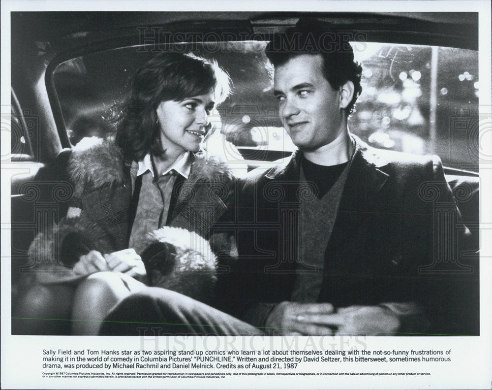 Press Photo Actress Sally Field and Tom Hanks stars in &quot;Punchline&quot;. - Historic Images