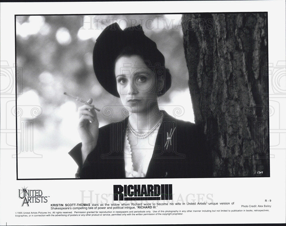 1995 Press Photo Kristin Scott-Thomas stars in &quot;Richard III&quot; - Historic Images