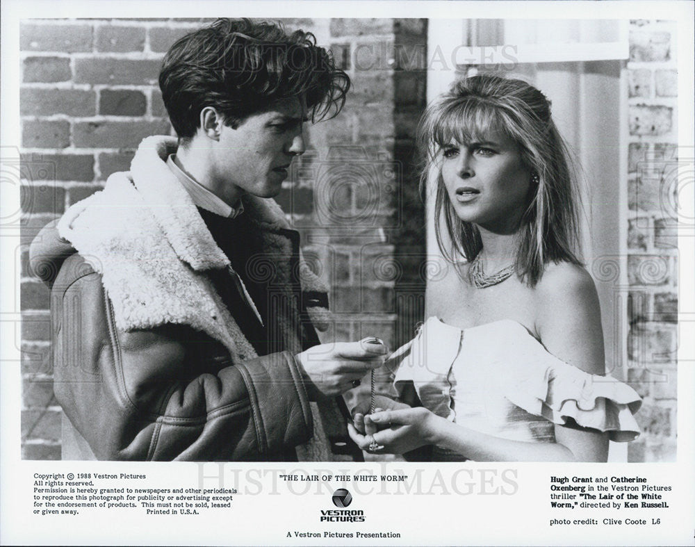 1988 Press Photo Actor Hugh Grant and Catherine Oxcenberg. - Historic Images