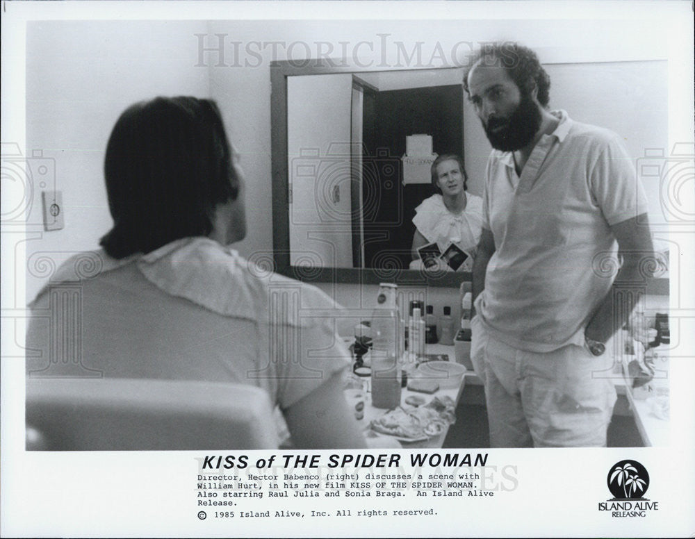 Press Photo William Hurt and Director Hector Babenco in Kiss Of The Spider Woman - Historic Images