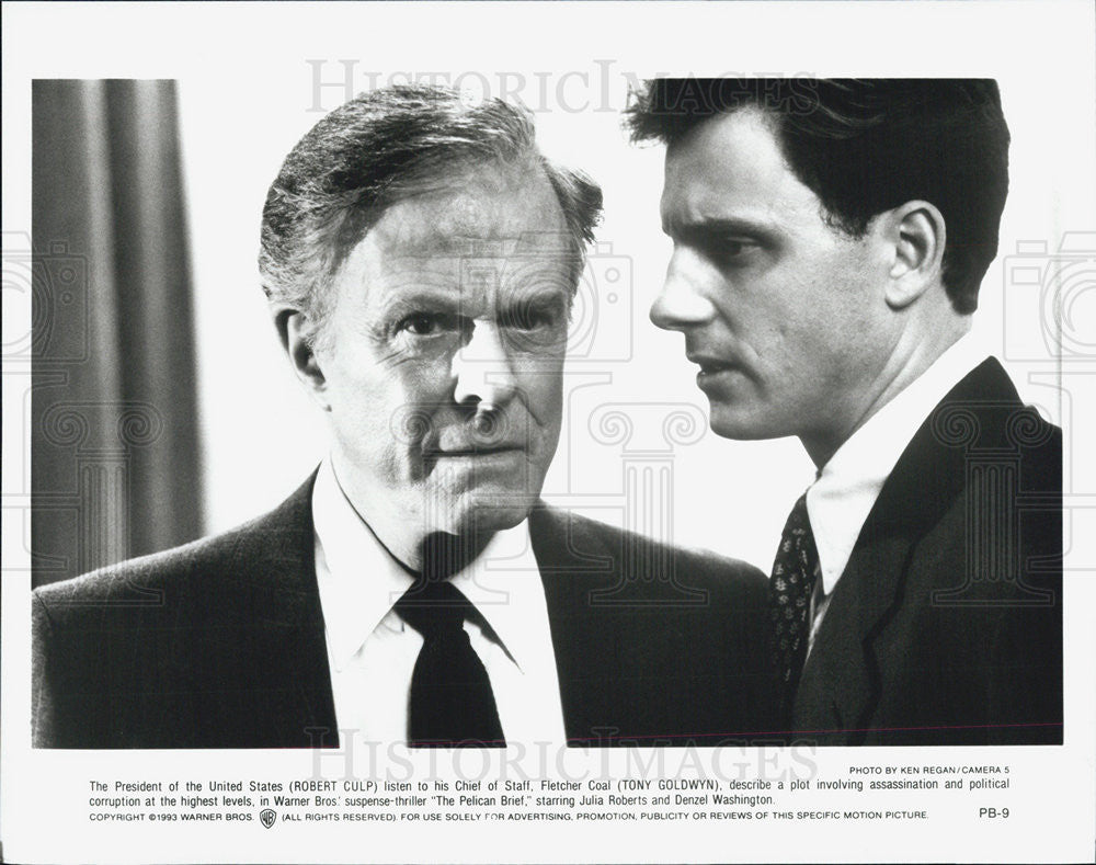 1993 Press Photo Robert Culp, Tony Goldwyn in &quot;The Pelican Brief&quot; - Historic Images