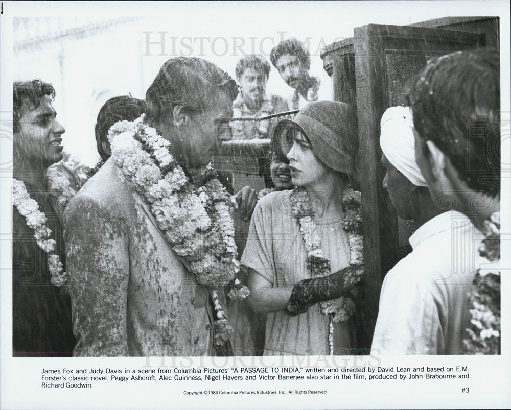 Press Photo James Fox and Judy Davis in A Passage To India - Historic Images