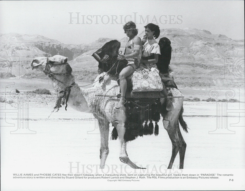 1982 Press Photo Paradise Willie Aames Phoebe Cates Film Embassy Pictures - Historic Images