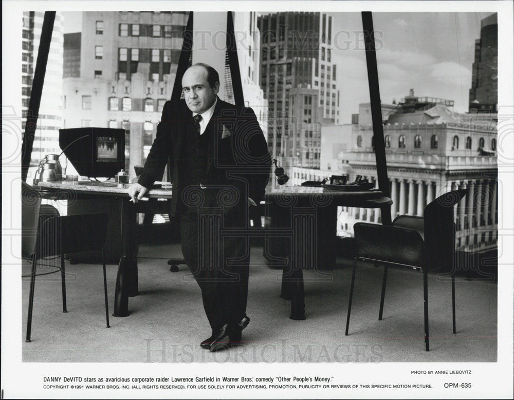 1991 Press Photo Danny Devito in &quot;Other People&#39;s Money&quot; - Historic Images