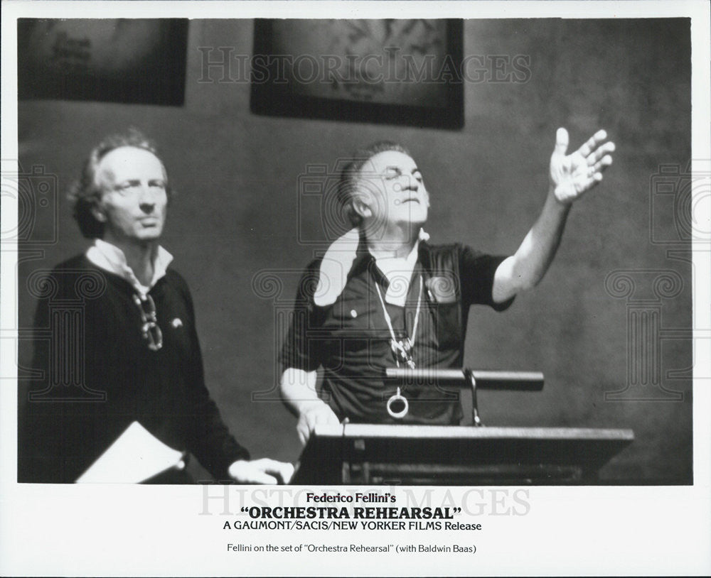 Press Photo Federico Fellini, Baldwin Baas, Orchestra Rehearsal - Historic Images