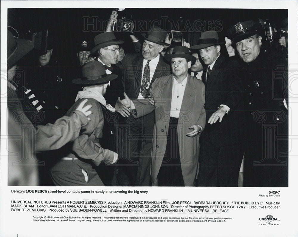 Press Photo Joe Pesci and Barbara Hershey in The Public Eye - Historic Images