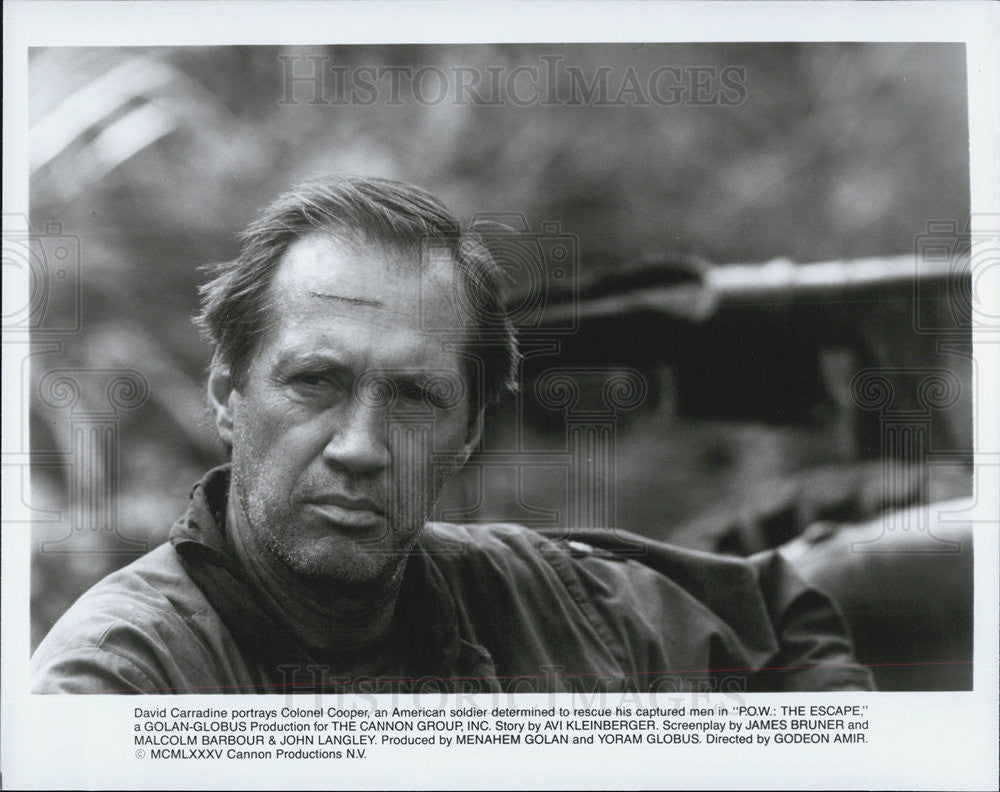 1985 Press Photo P.O.W. the Escape David Carradine Vietnam Cannon - Historic Images