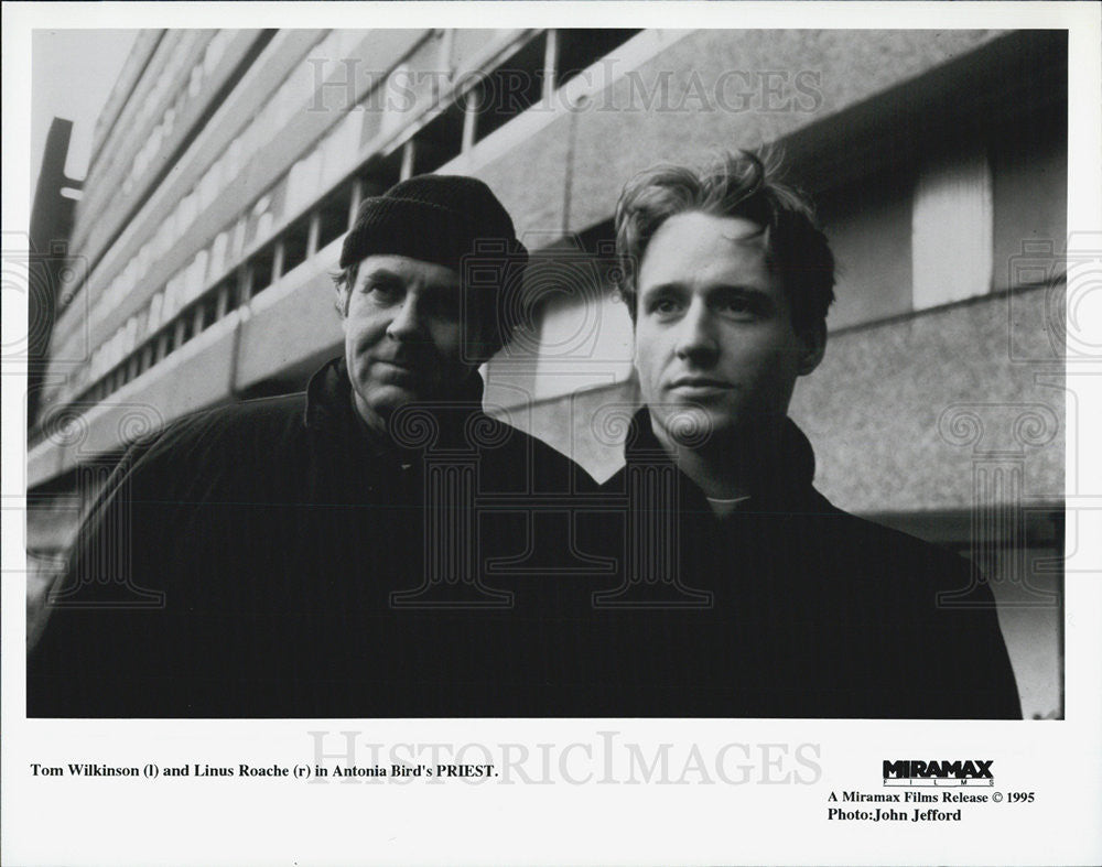 Press Photo Tom Wilkinson and Linus Roache in Priest - Historic Images