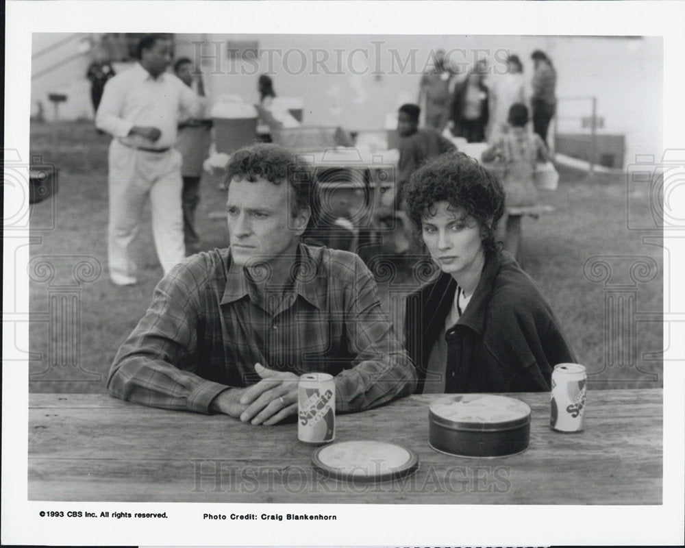 1993 Press Photo Veronica Hamel &amp; Kevin Dobson in The Conviction of Kitty Dodds