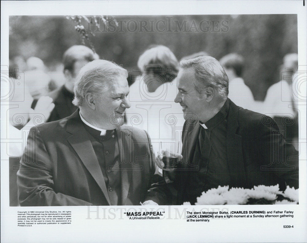 1984 Press Photo Mass Appeal Charles Durning Jack Lemmon Universal - Historic Images