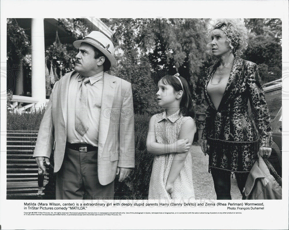 1996 Press Photo Danny Devito in &quot;Matilda&quot; - Historic Images