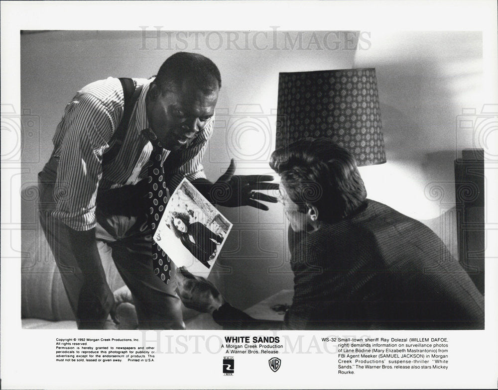 1992 Press Photo Willem Dafoe, Samuel Jackson in &quot;White Sands&quot; - Historic Images