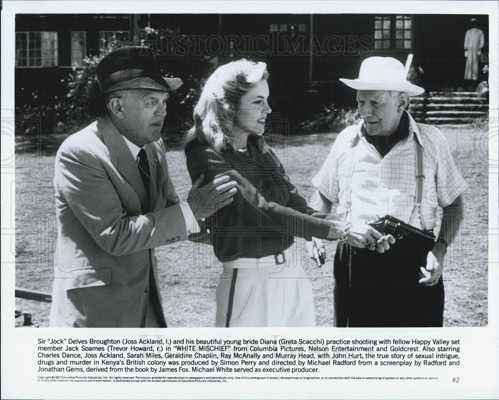 1987 Press Photo Joss Ackland Trevor Howard Greta Scacchi White Mischief Movie - Historic Images