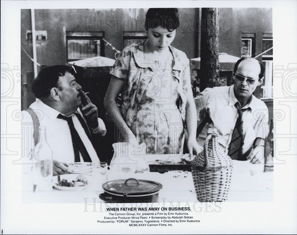 1985 Press Photo Scene From Yugoslav Film &quot;When Father Was Away On Business&quot; - Historic Images