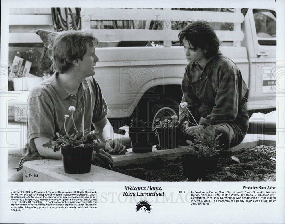 1990 Press Photo &quot;Welcome Home, Roxy Carmichael&quot; Winona Ryder and Jeff Daniels - Historic Images