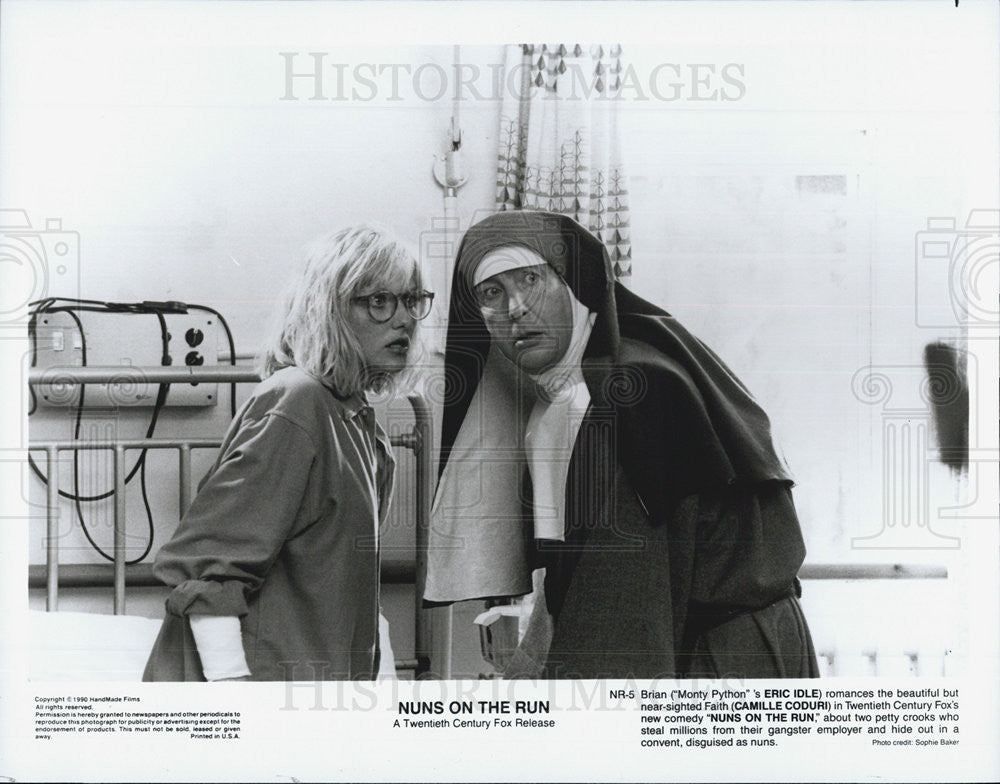 1990 Press Photo Camille Coduri in &quot;Nuns on the Run&quot; - Historic Images