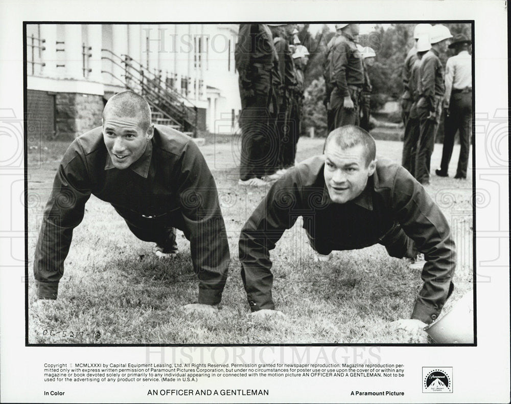 1981 Press Photo An Officer and A Gentleman Starring American Actor Richard Gere - Historic Images