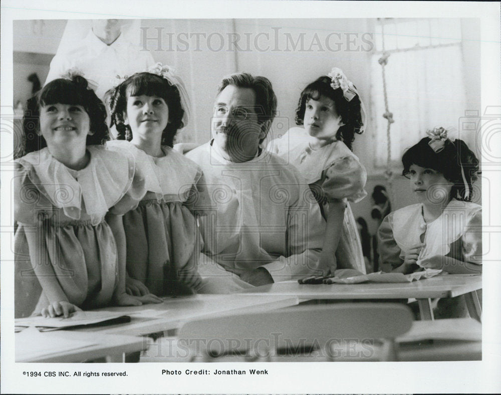 1994 Press Photo Beau Bridges Million Dollar Babies CBS