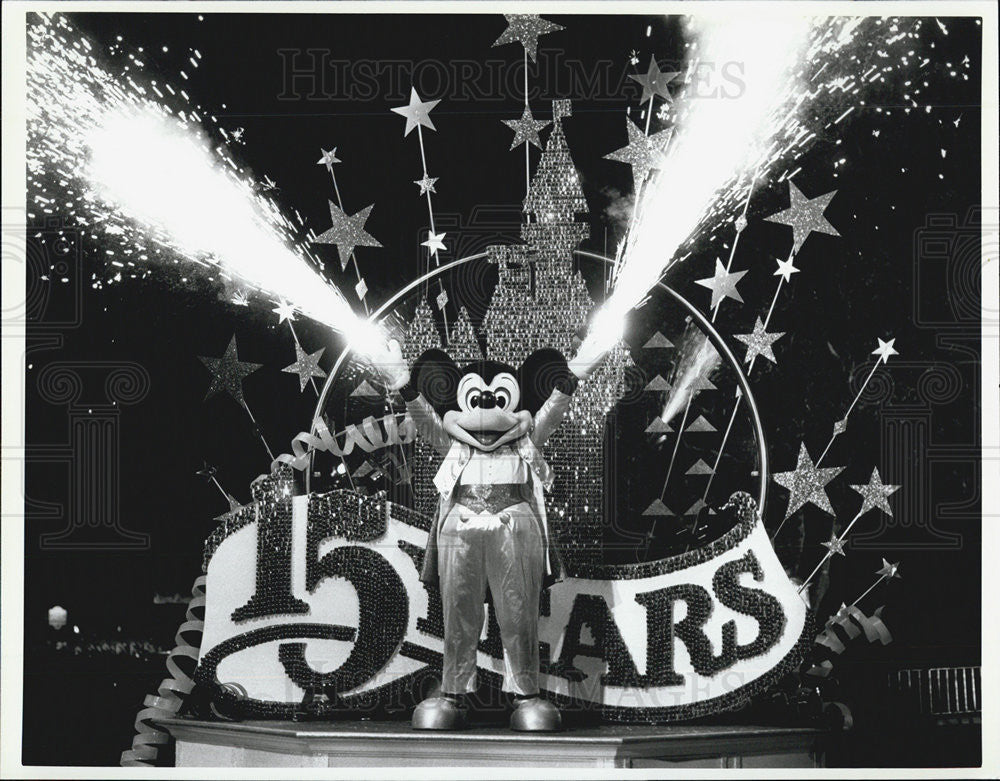 1986 Press Photo Mickey Mouse in &quot;Walt Disney World 15th Birthday Special&quot; - Historic Images