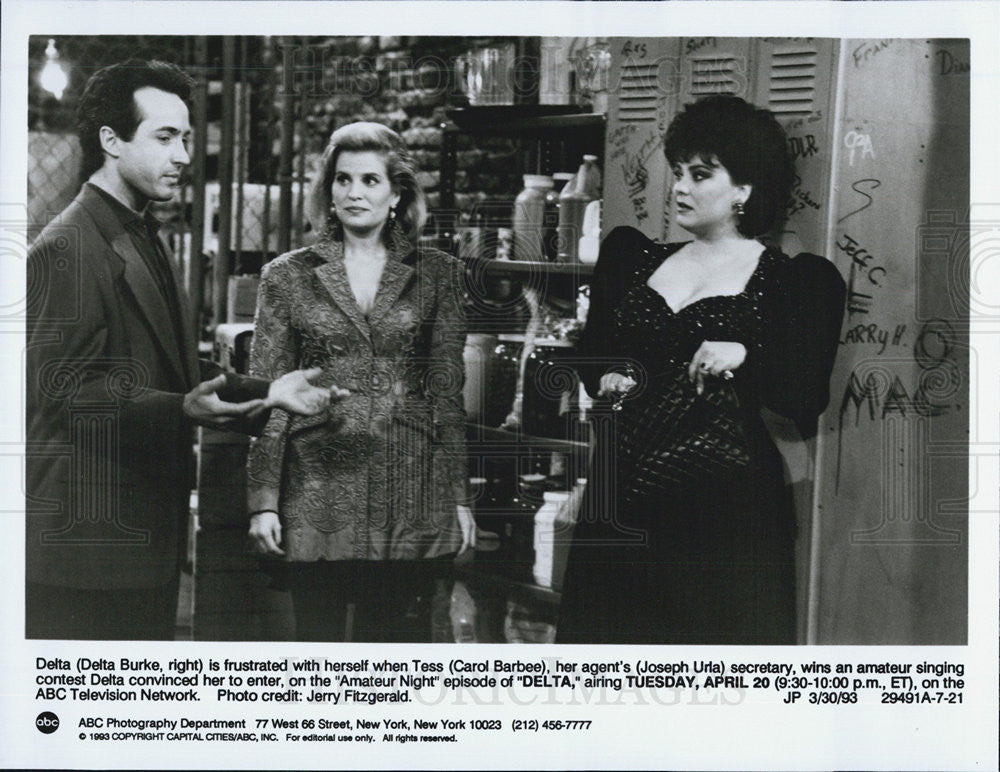 1993 Press Photo Delta Burke, Carol Barbee, Joseph Uria in &quot;Delta&quot; - Historic Images