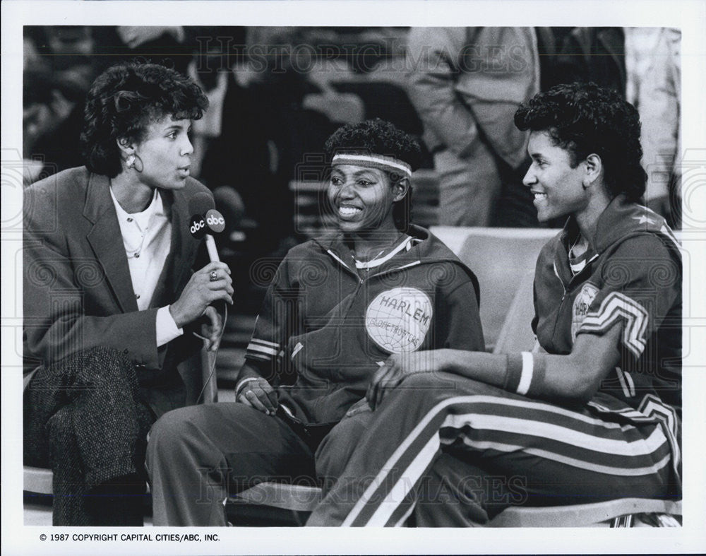 1987 Press Photo of Jackie White and Cheryl Miller of women&#39;s basketball - Historic Images