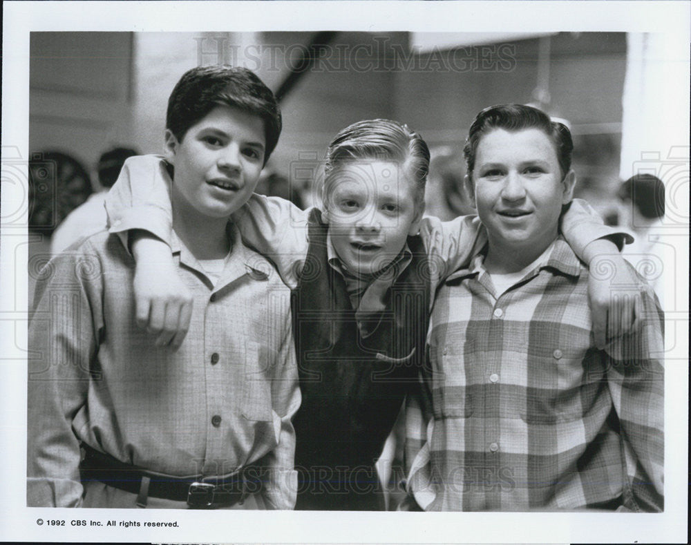 1992 Press Photo Danny Gerard, Aeryk Egan, Jake Jundef, Brooklyn Bridge - Historic Images