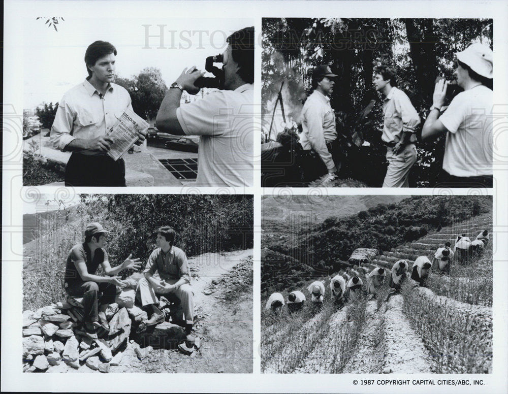 1987 Press Photo Stone Phillips Tom Zepata Bolivian Workmen Cocaine Fields 20/20 - Historic Images