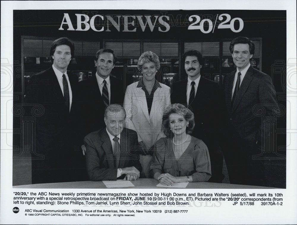 1988 Press Photo Hugh Downs and Barbara Walters in 20/20 - Historic Images