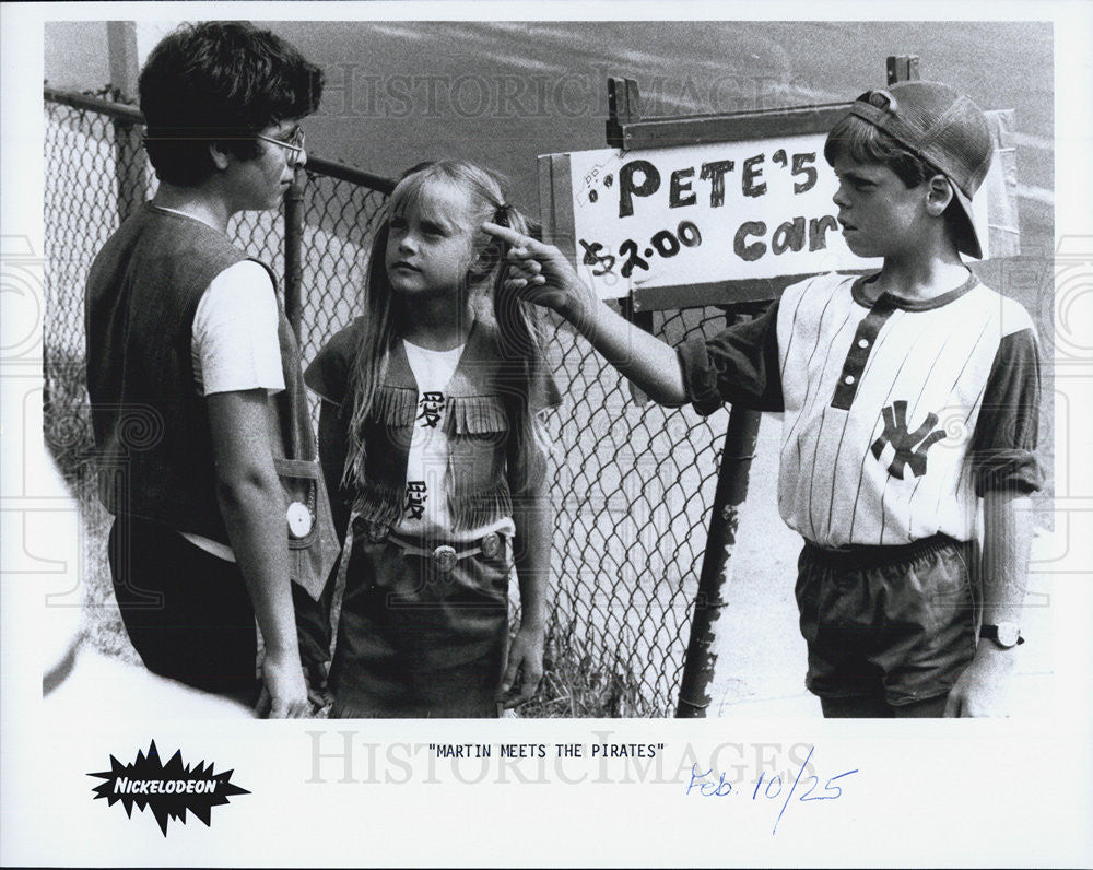 Press Photo Martin Meets The Pirates from Nickelodeon - Historic Images