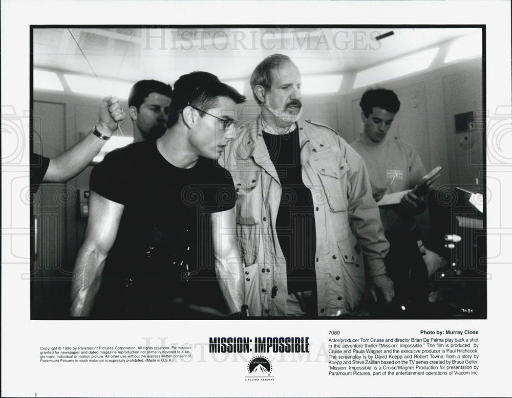 1996 Press Photo Tom Cruise, Brian De Palma on set of &quot;Mission: Impossible&quot; - Historic Images