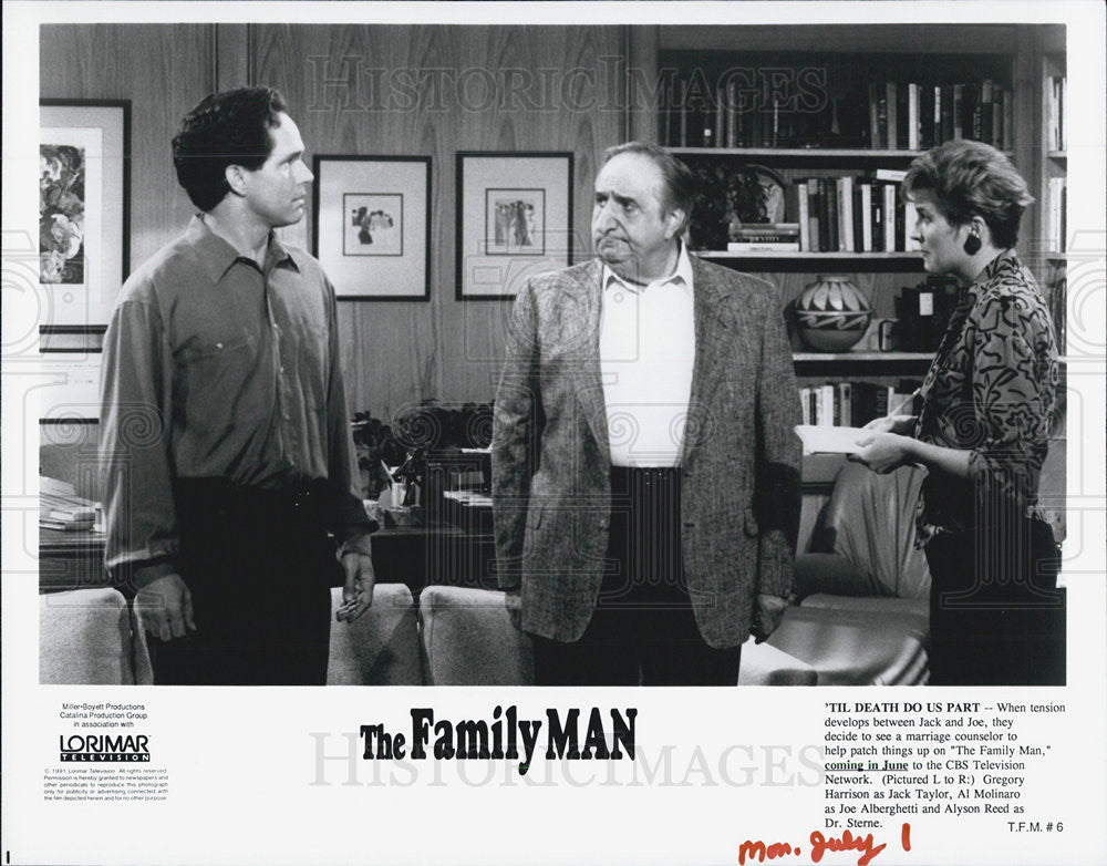 1991 Press Photo Gregory Harrison, Al Molinaro and Alyson Reed, &quot;The Family Man&quot; - Historic Images