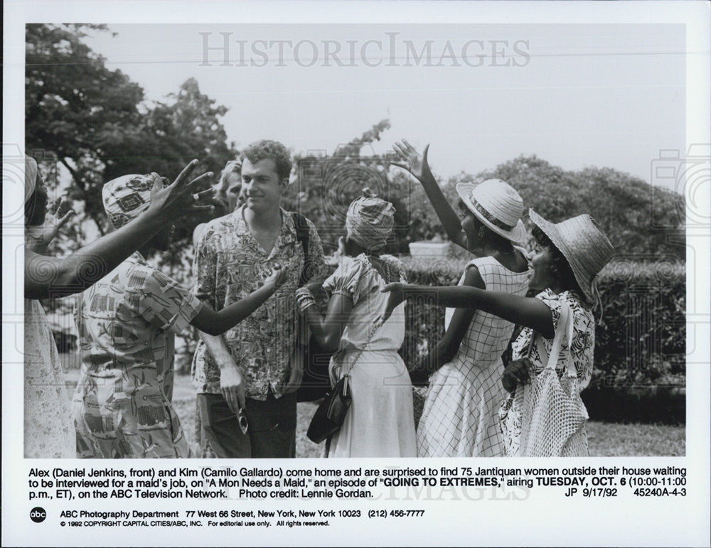 1992 Press Photo Daniel Jenkins Camilo Gallardo ABC Drama &quot;Going To Extremes&quot; - Historic Images