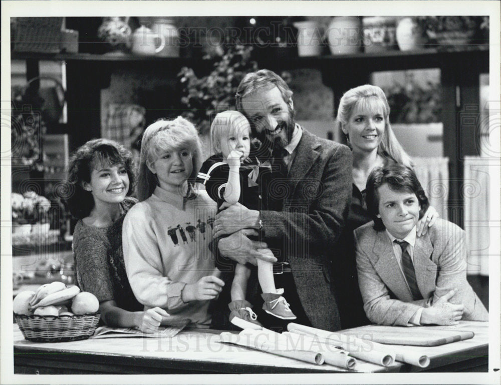 1986 Press Photo Justine Bateman, Tina Yothers, Garrett Merriman, Michael Gross - Historic Images