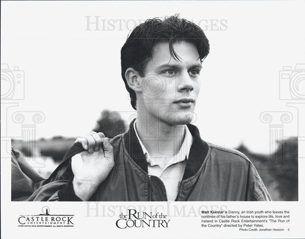 1995 Press Photo  Matt Keeslar stars in &quot;The Run of the Country&quot; - Historic Images