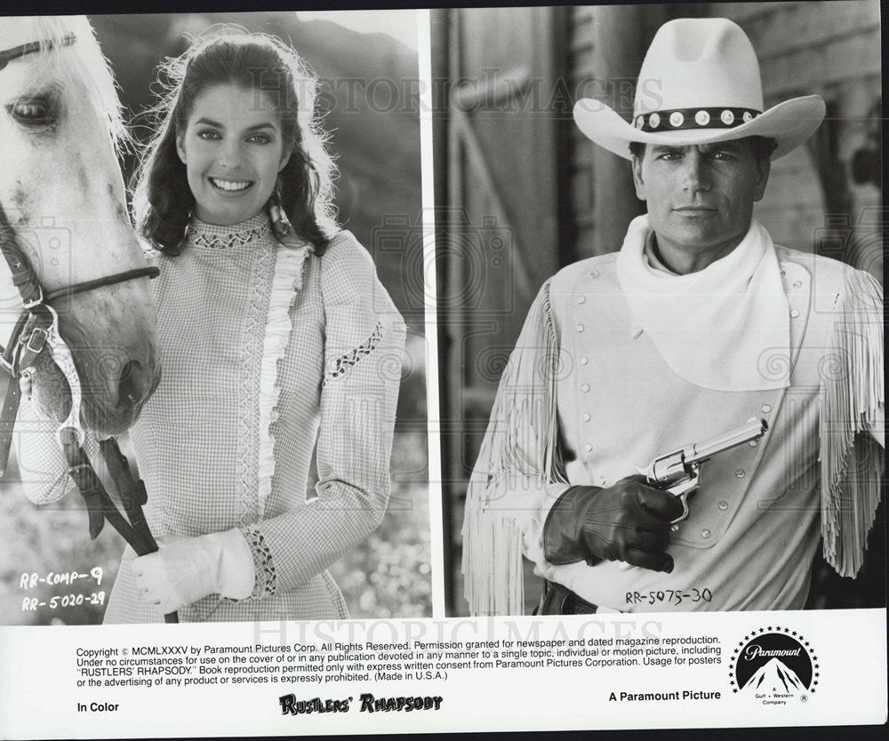 1985 Press Photo  Tom Berenger &amp; Sela Ward stars in &quot;Rustlers Rhapsody&quot; - Historic Images