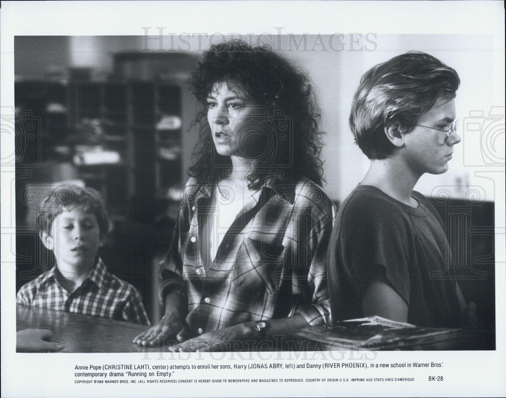 1988 Press Photo River Phoenix in &quot;Running on Empty&quot; - Historic Images