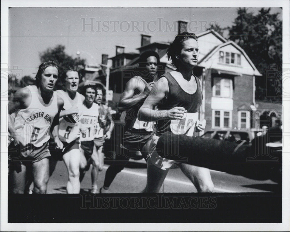 1979 Press Photo Michael Douglas in &quot;Running&quot; - Historic Images