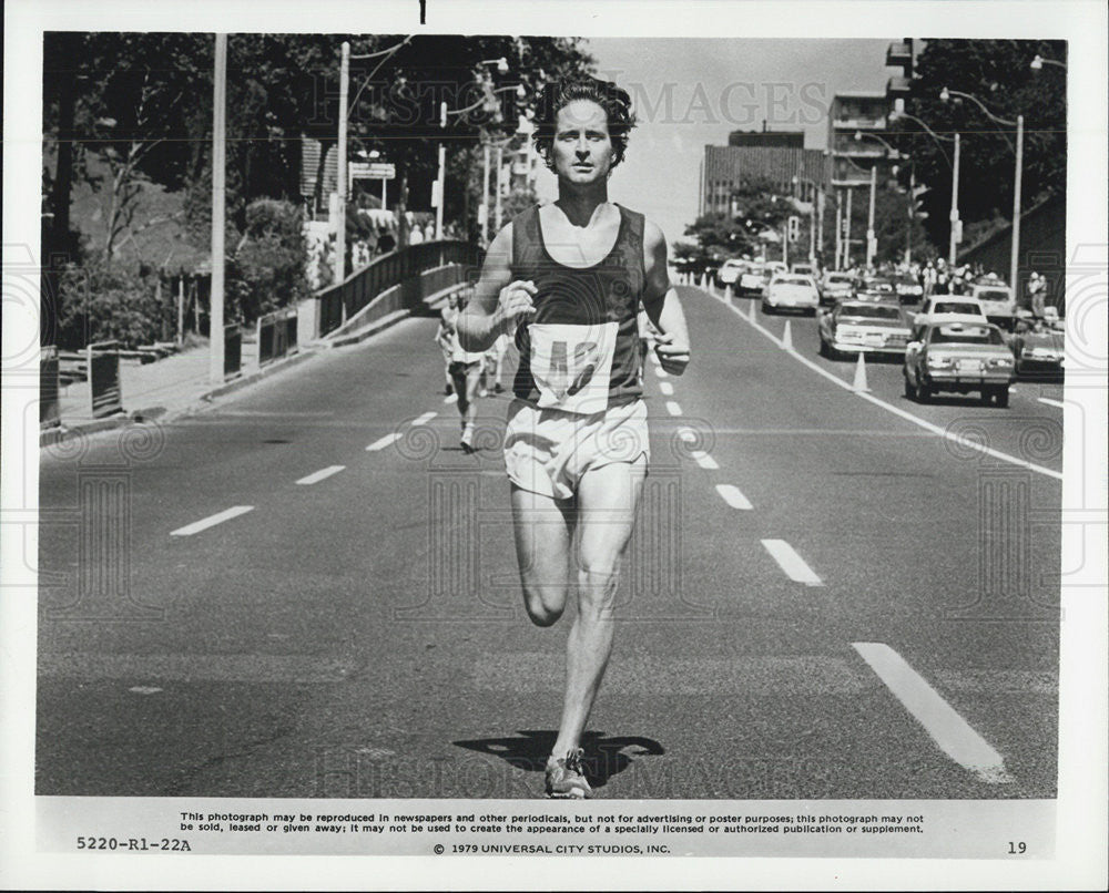 1979 Press Photo Michael Douglas in &quot;Running&quot; - Historic Images