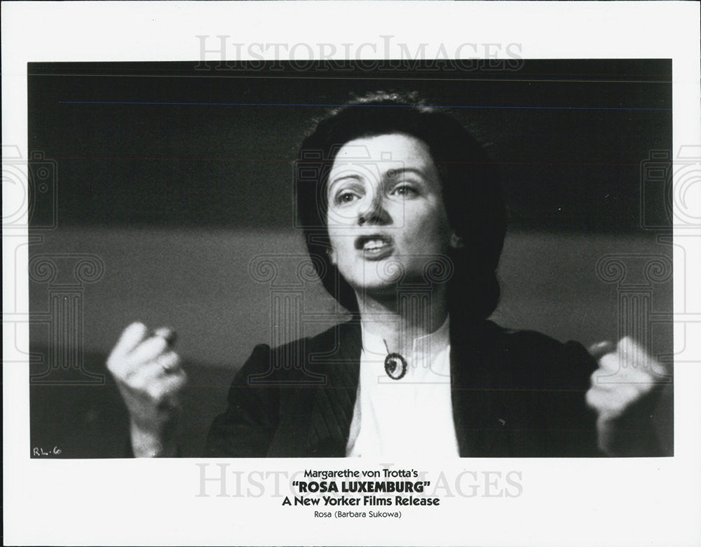 Press Photo From a scene of the movie &quot;Rosa Luxemburg&quot; - Historic Images